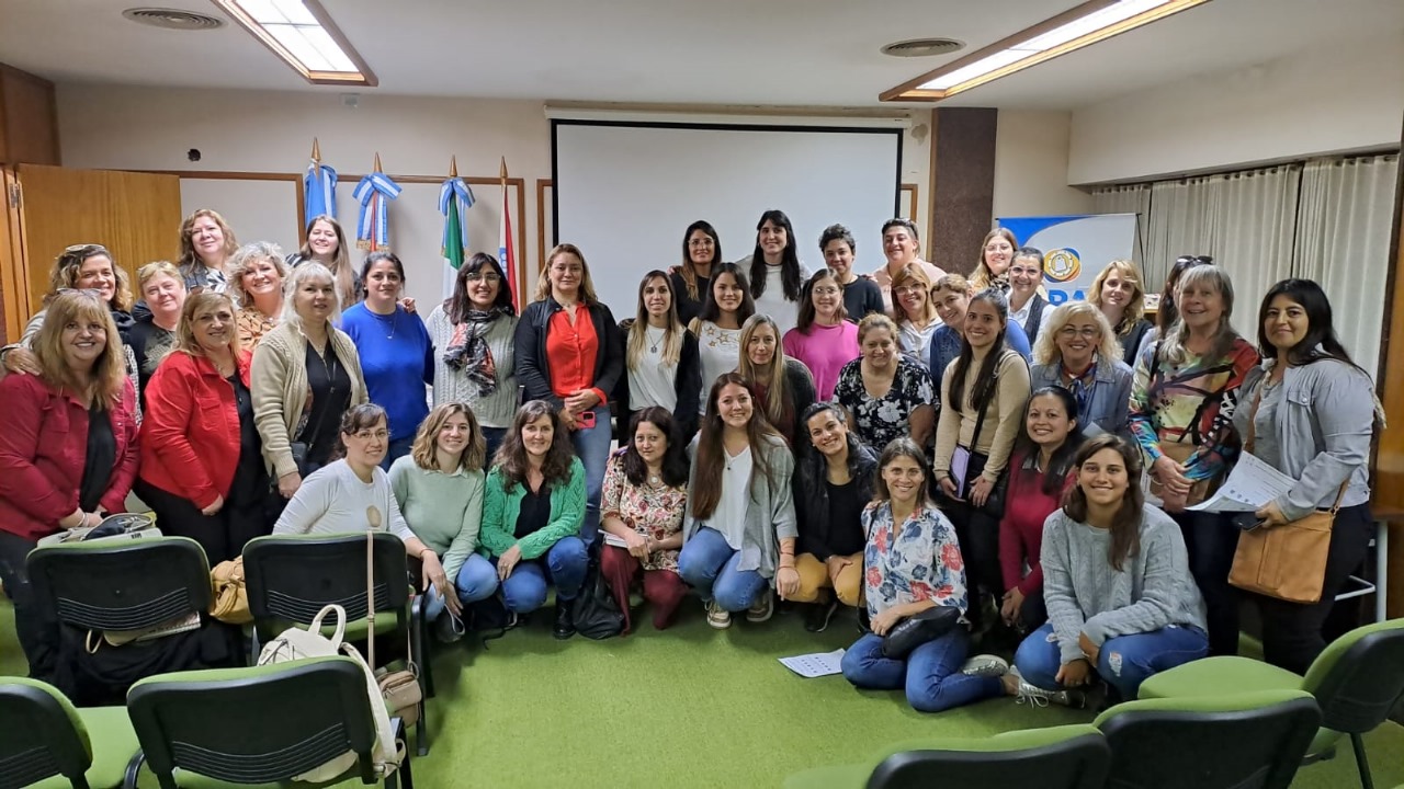 Convocan al primer encuentro de networking exclusivo para mujeres de negocios de Funes